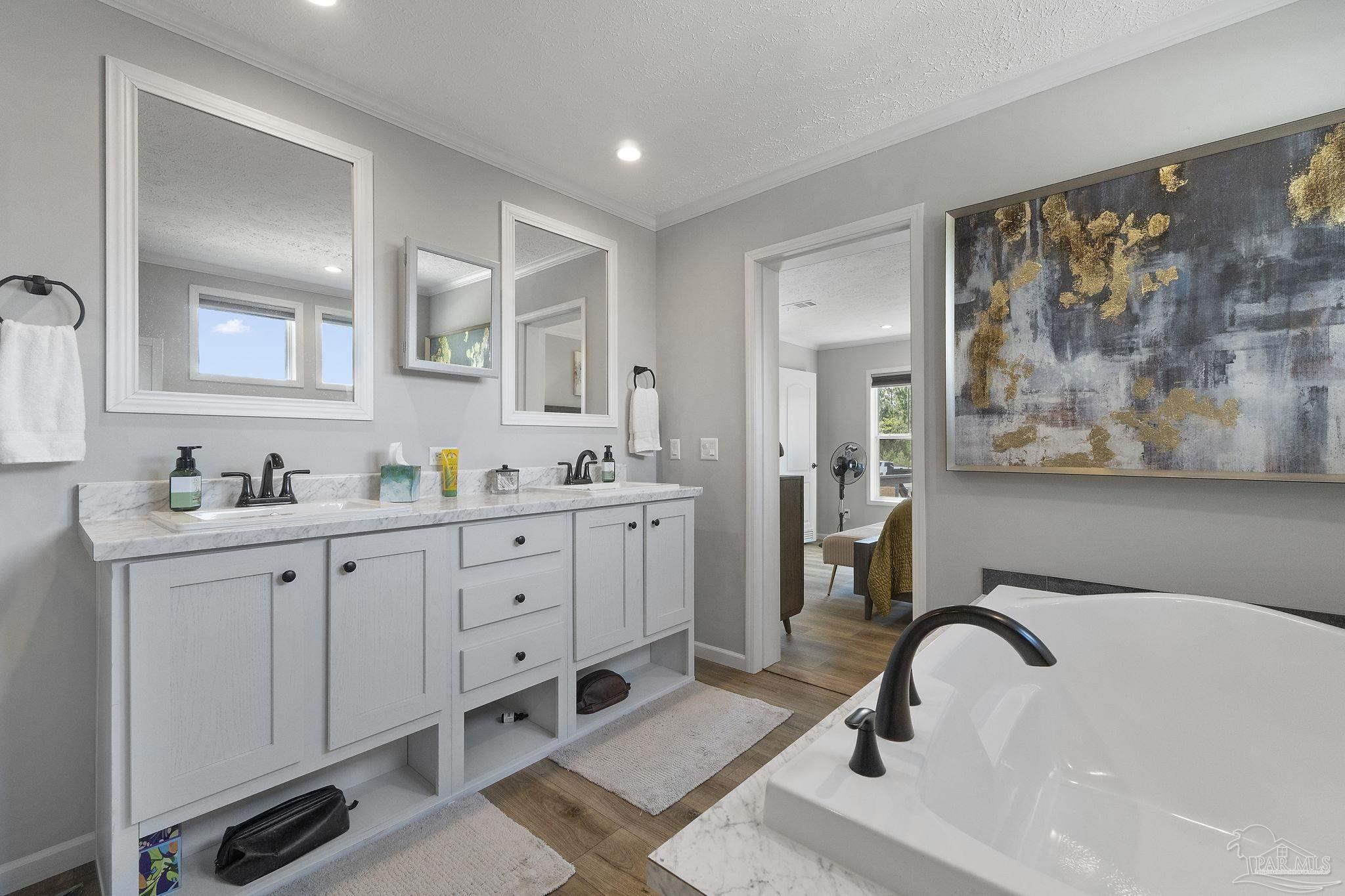 7984 Twin Lake Dr