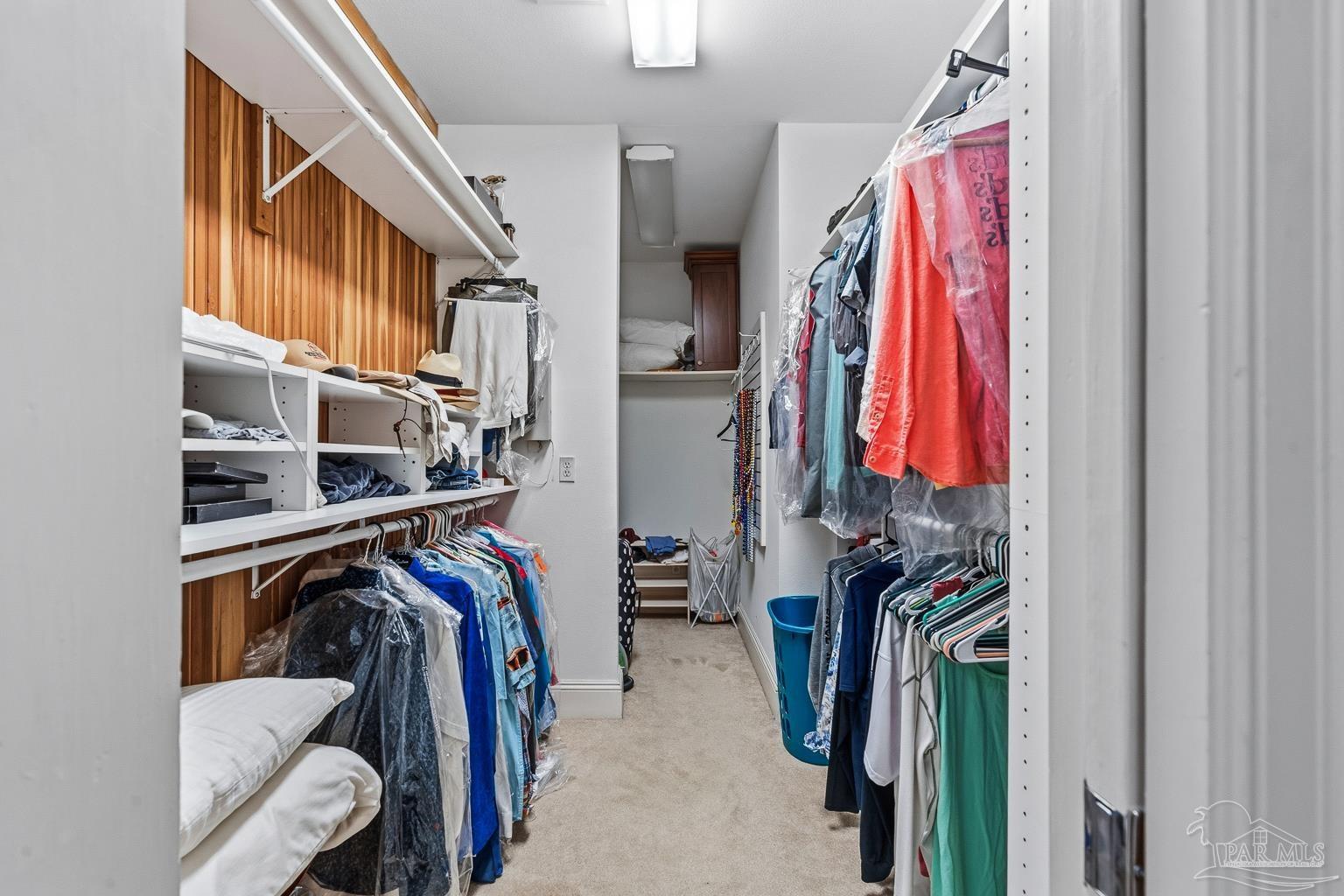 39 E Galvez Ct