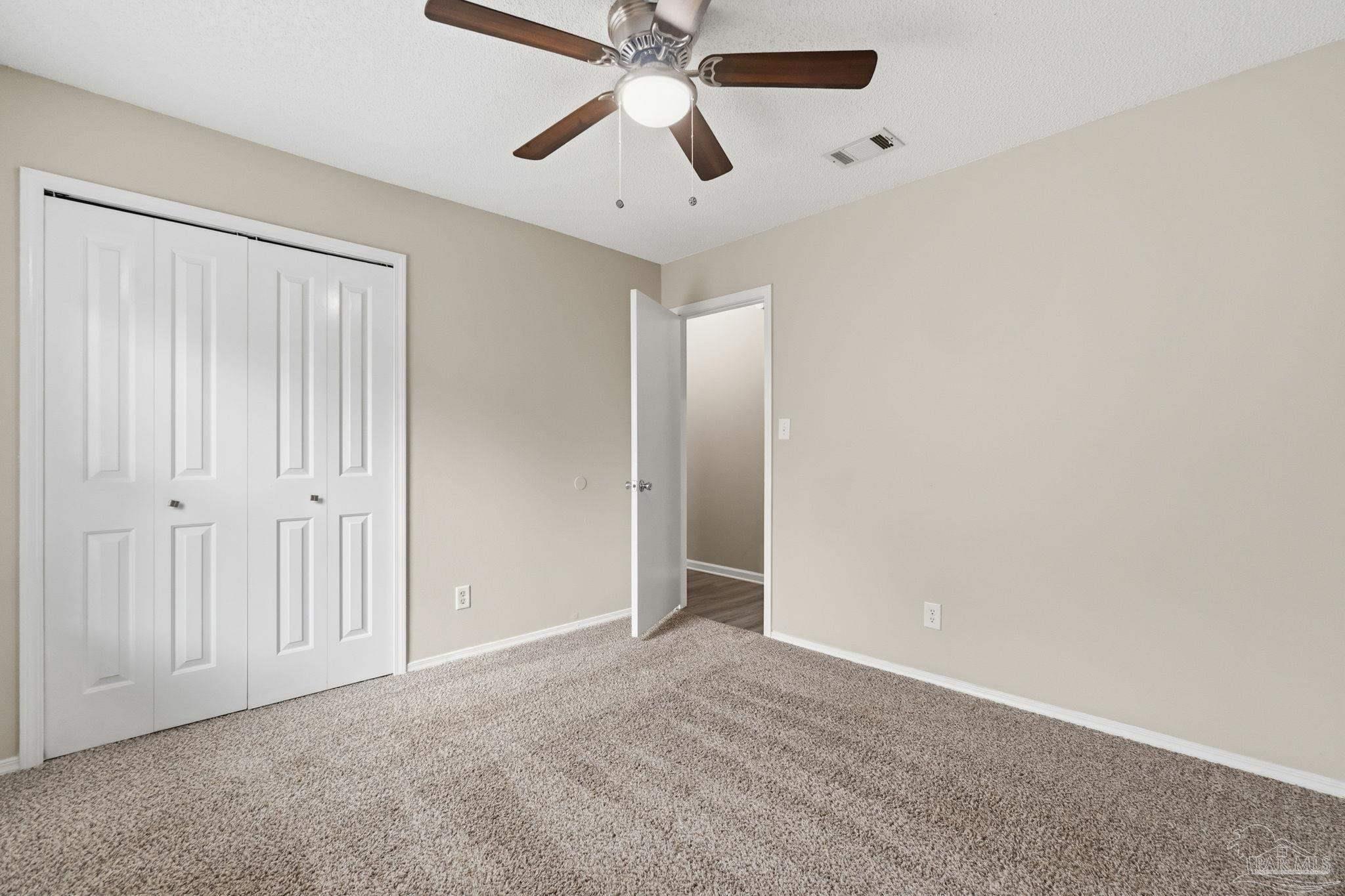 7467 Baywoods Ln