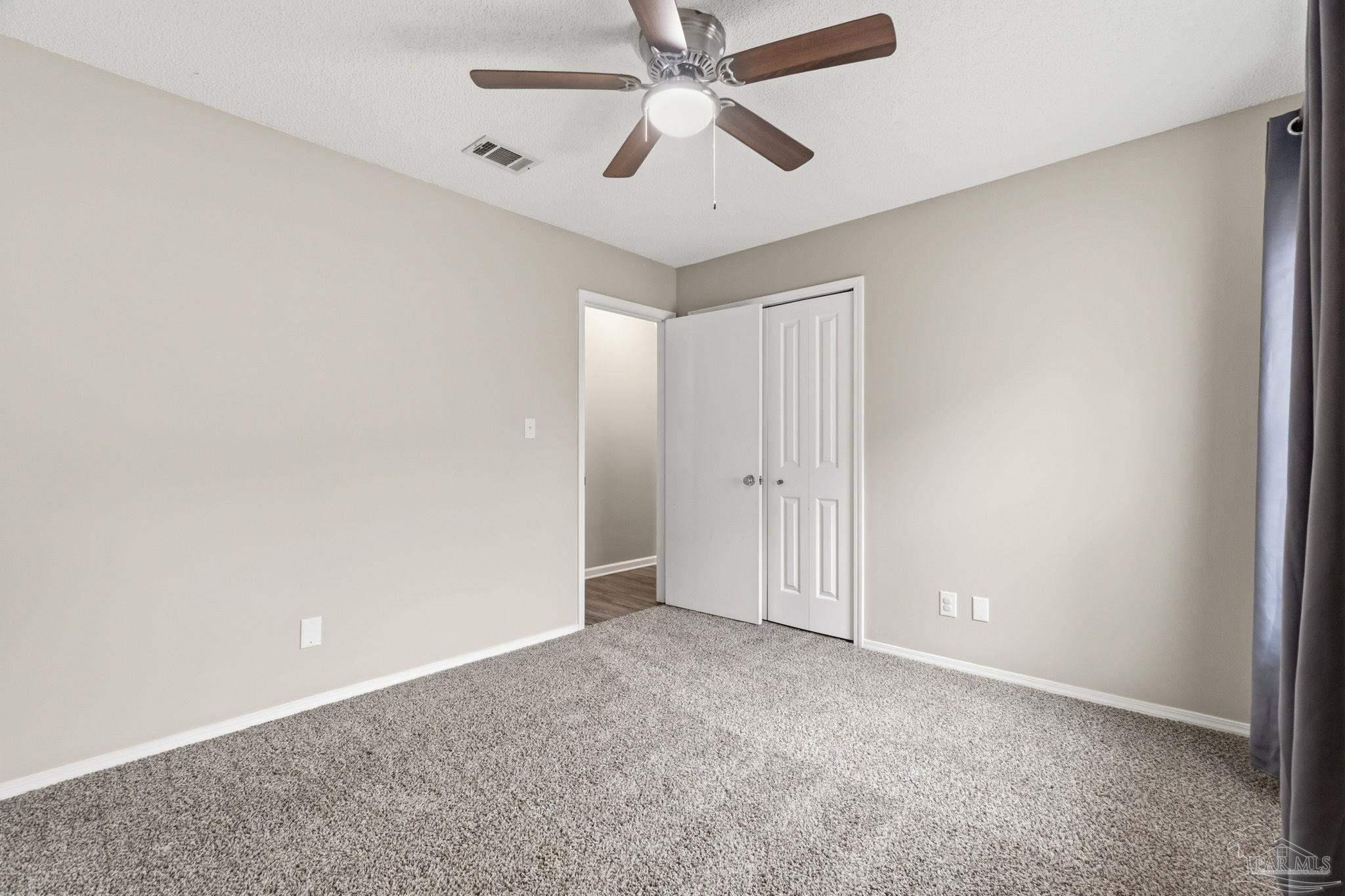 7467 Baywoods Ln