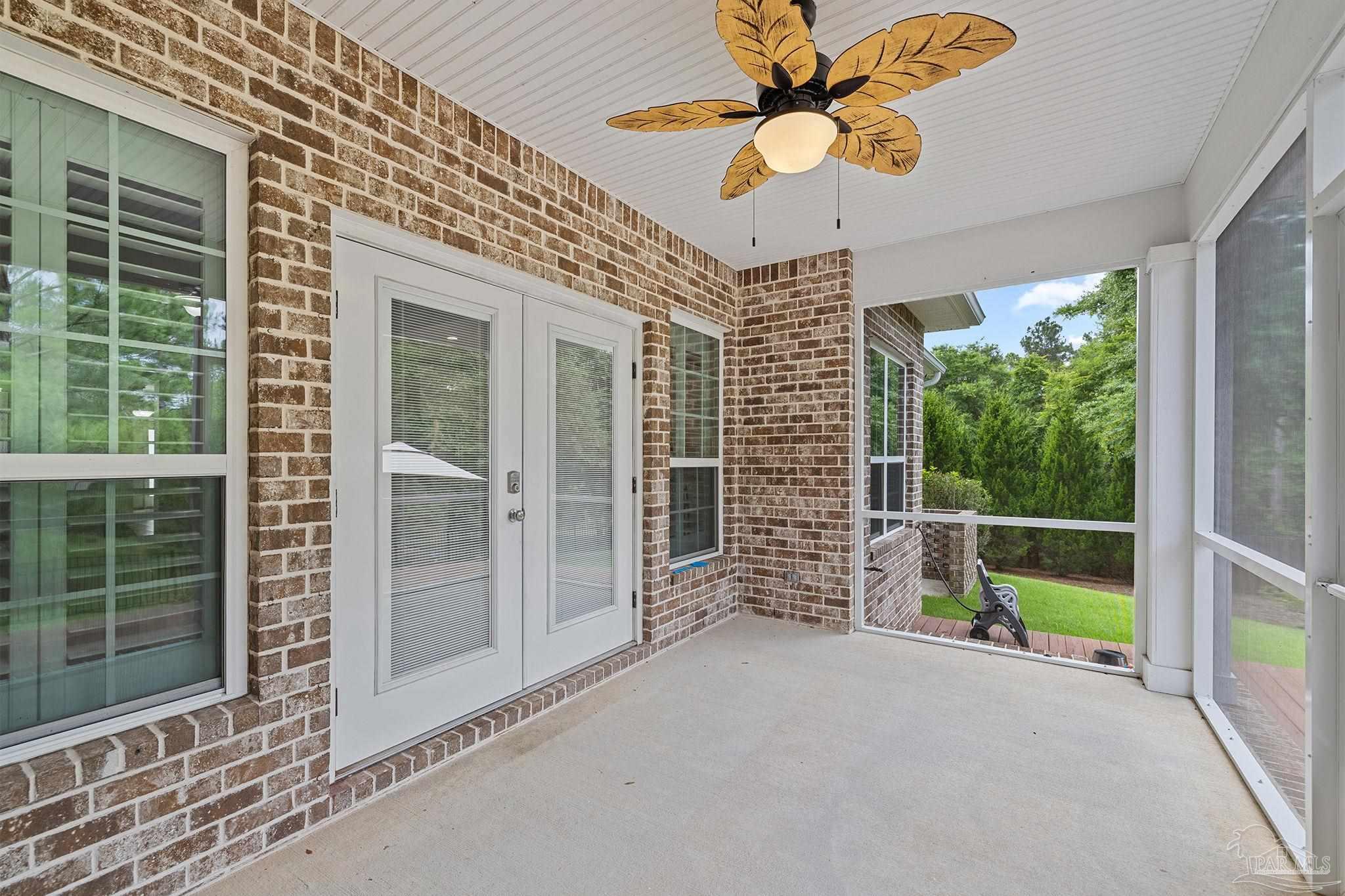 5861 Sword Fern Way