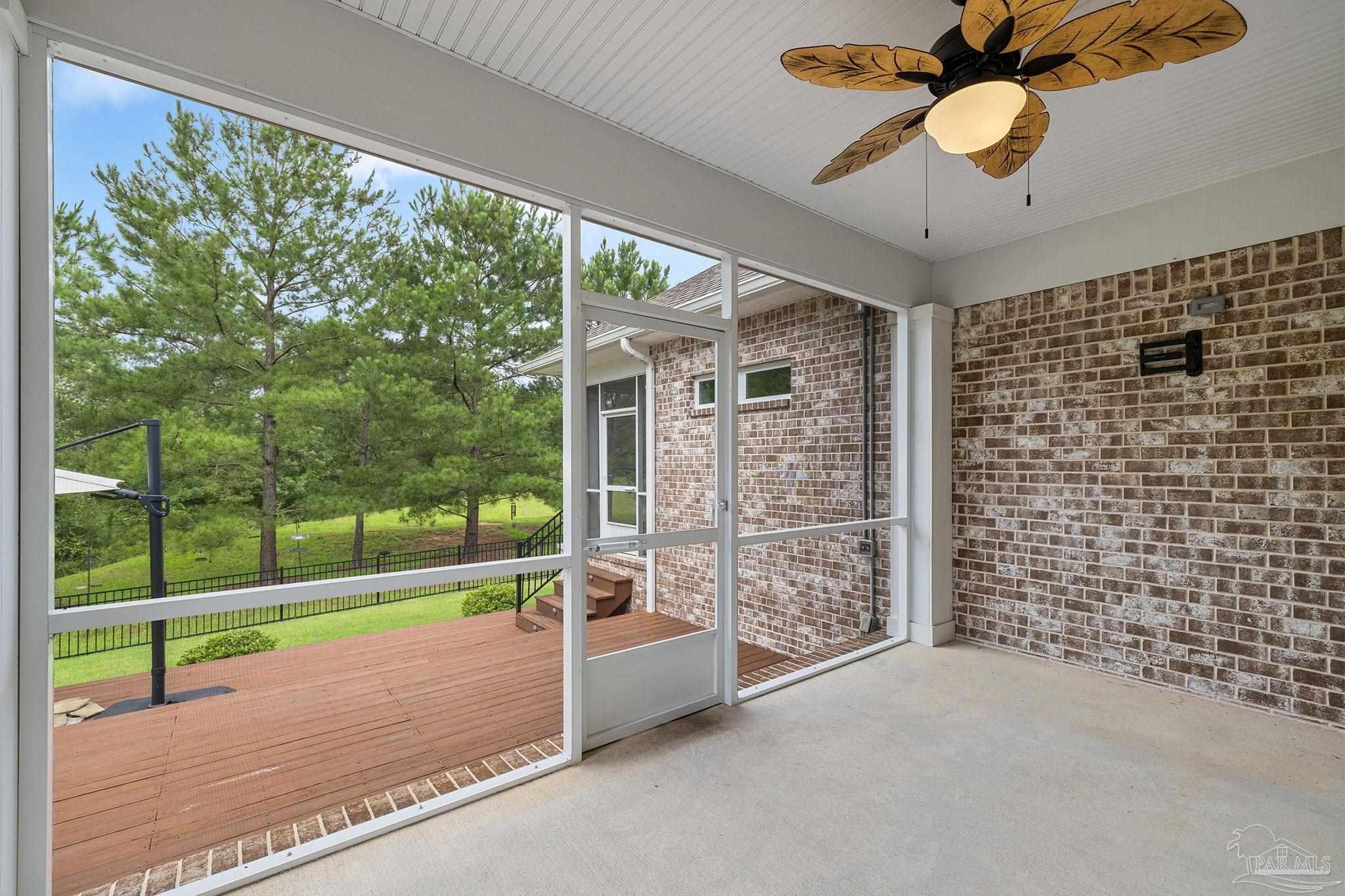 5861 Sword Fern Way