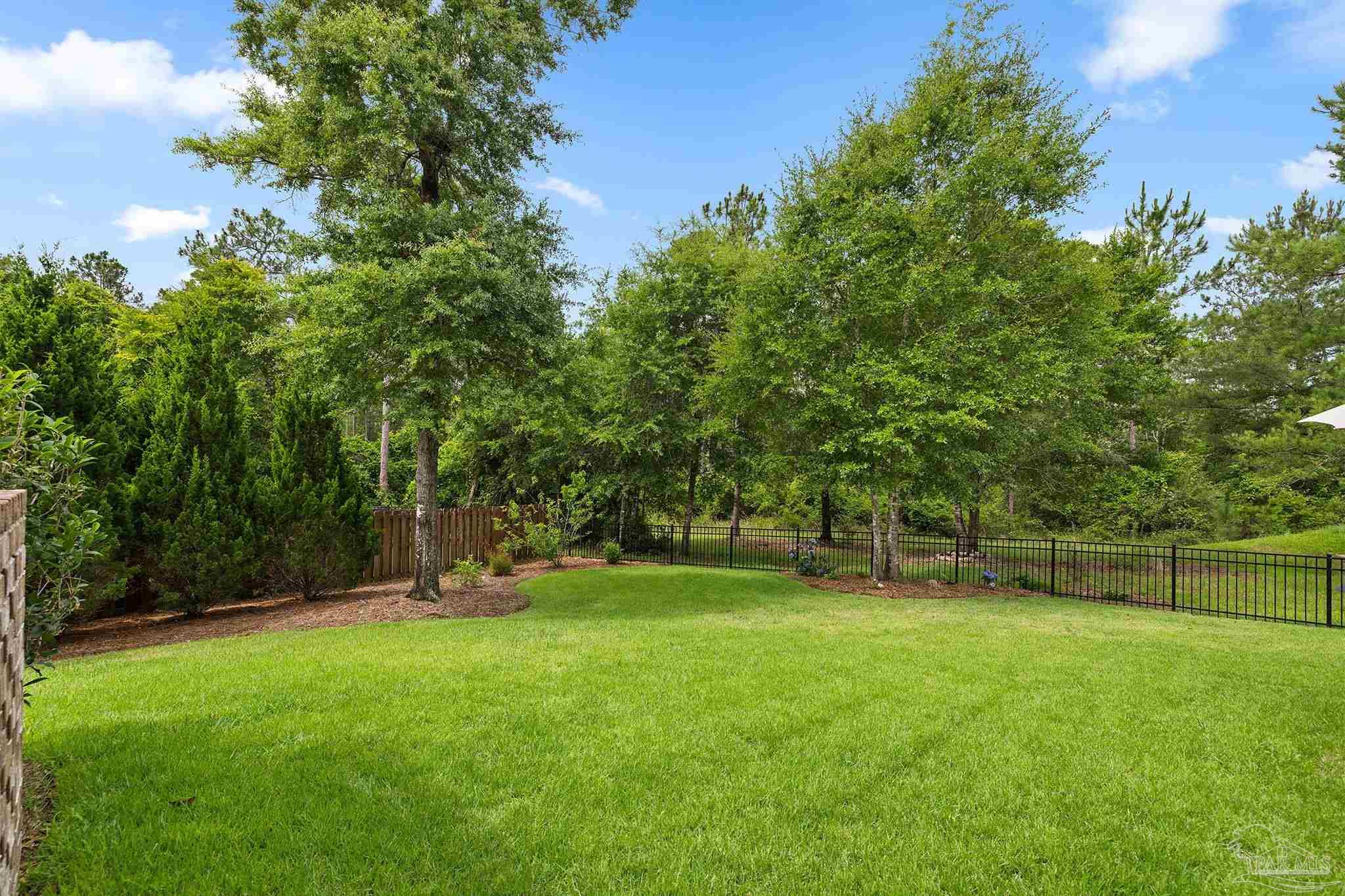 5861 Sword Fern Way
