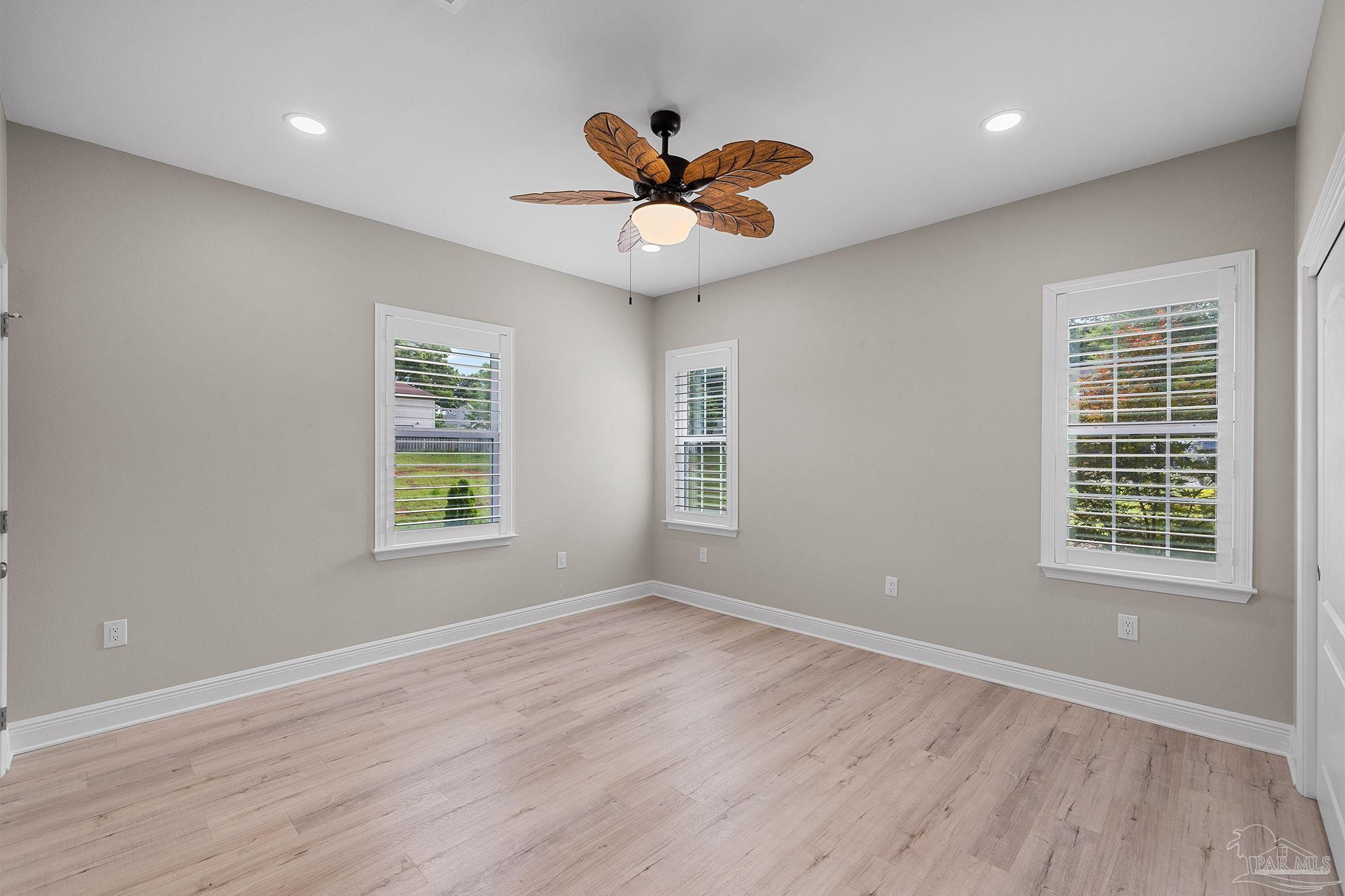 5861 Sword Fern Way