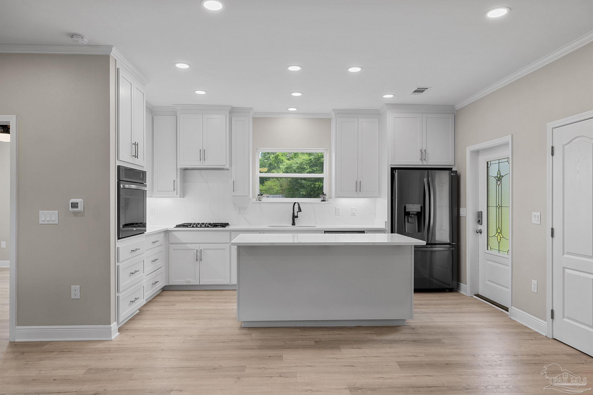5861 Sword Fern Way