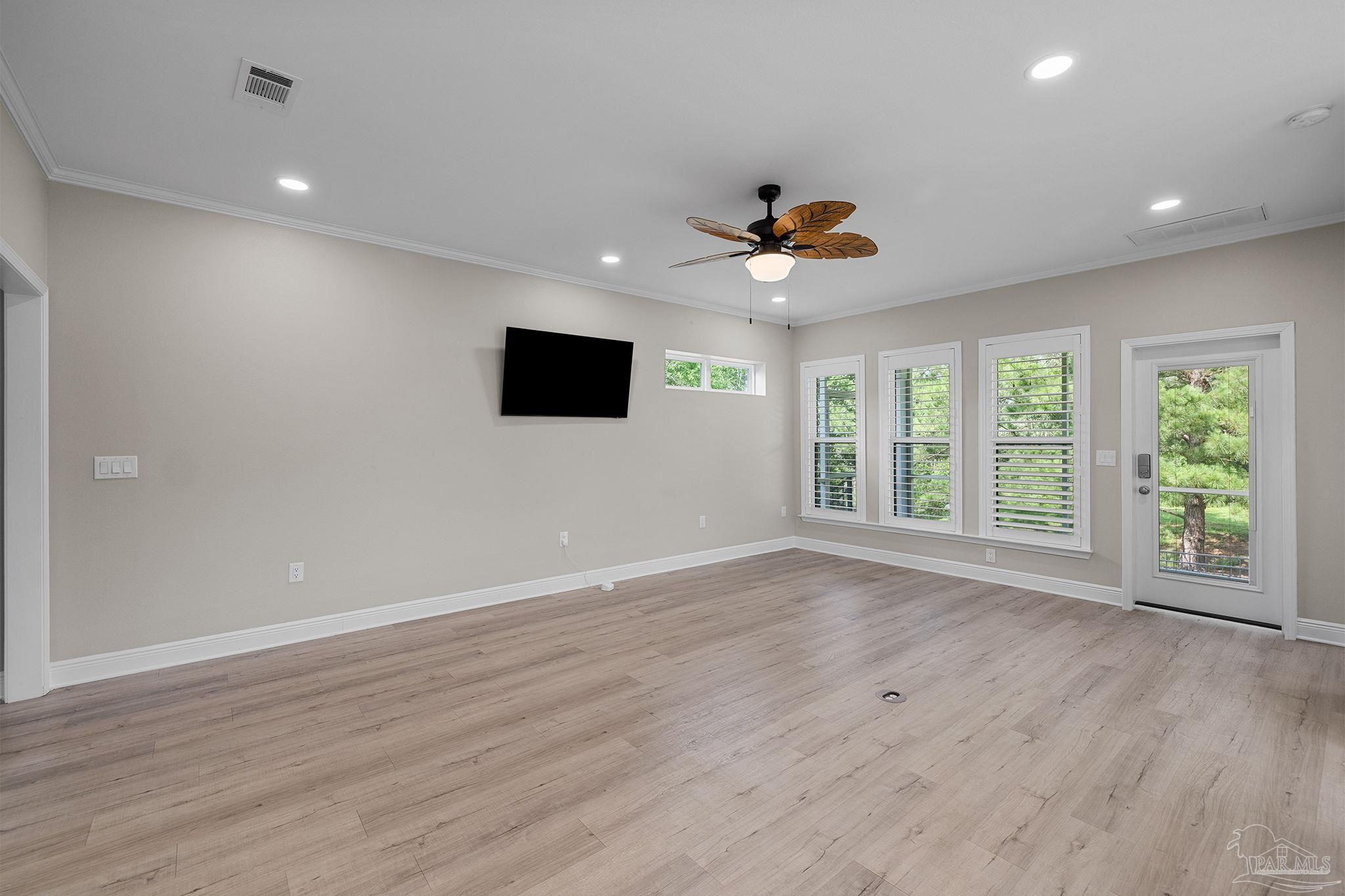 5861 Sword Fern Way