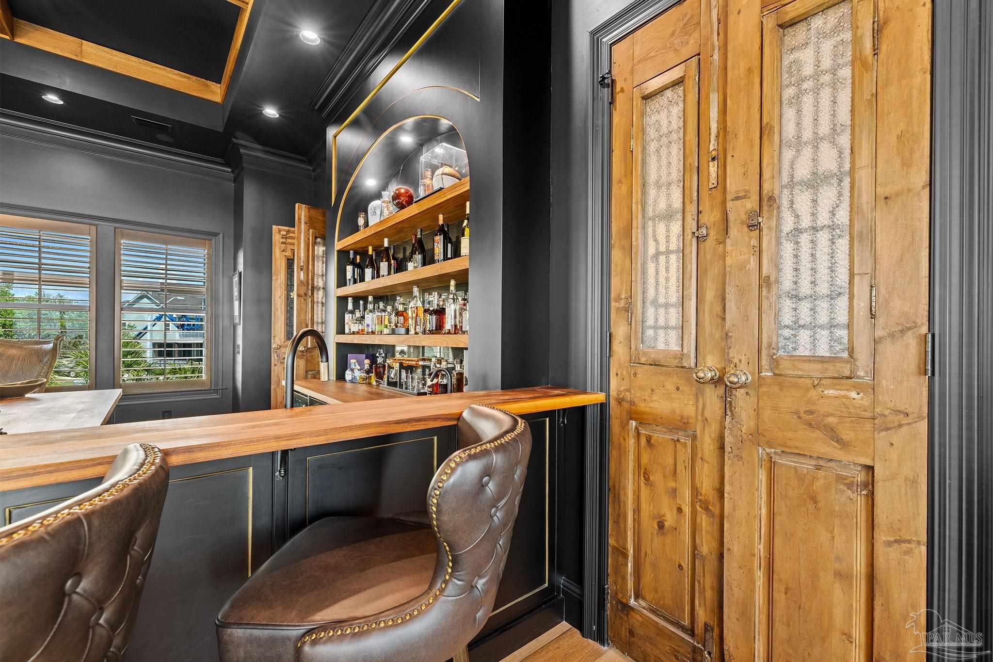 11704 Chanticleer Ct