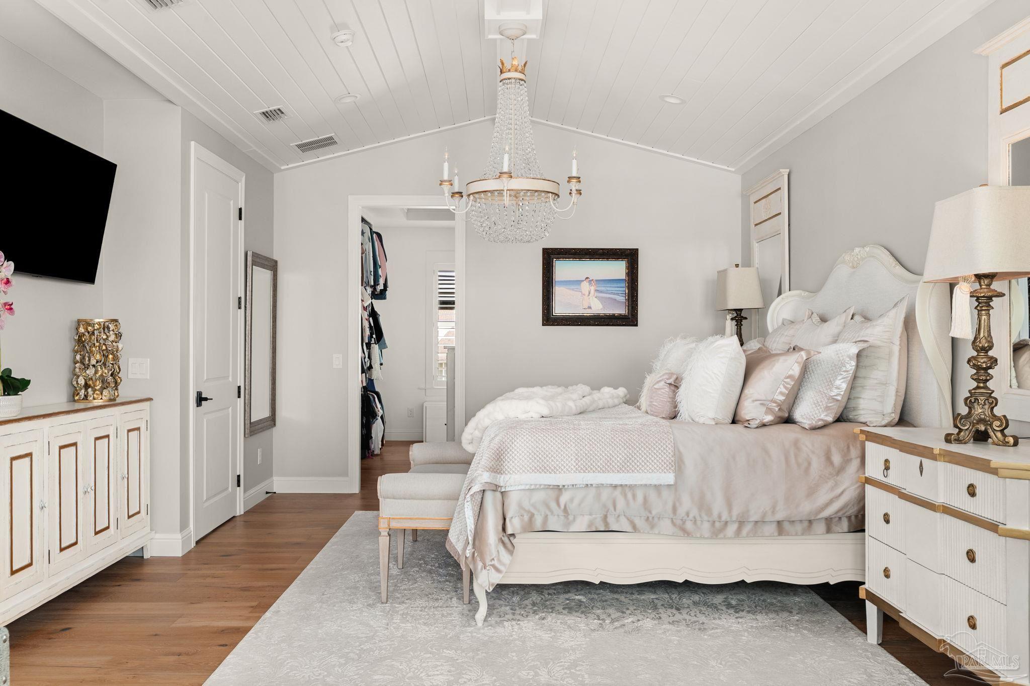 11704 Chanticleer Ct