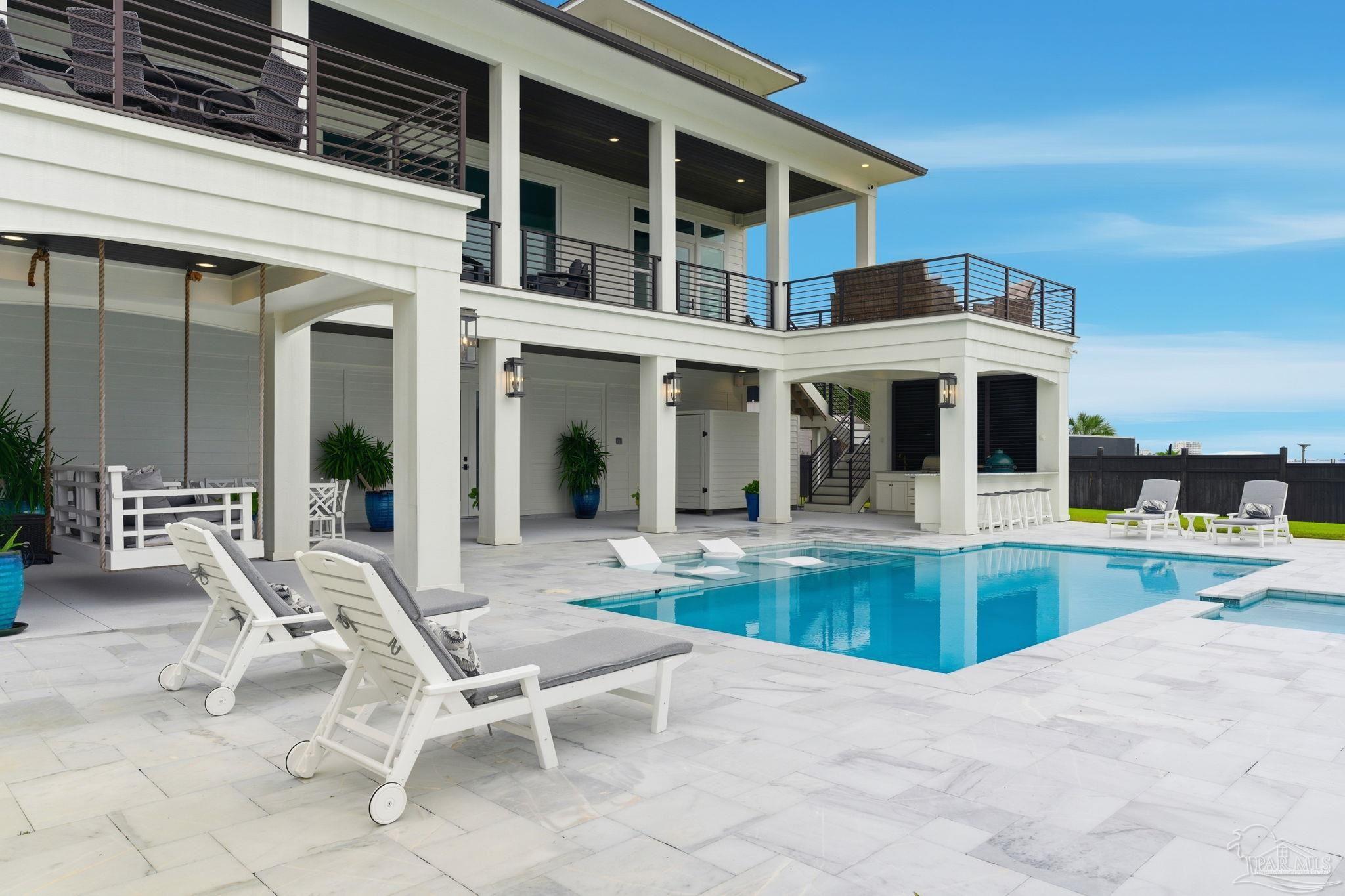 11704 Chanticleer Ct