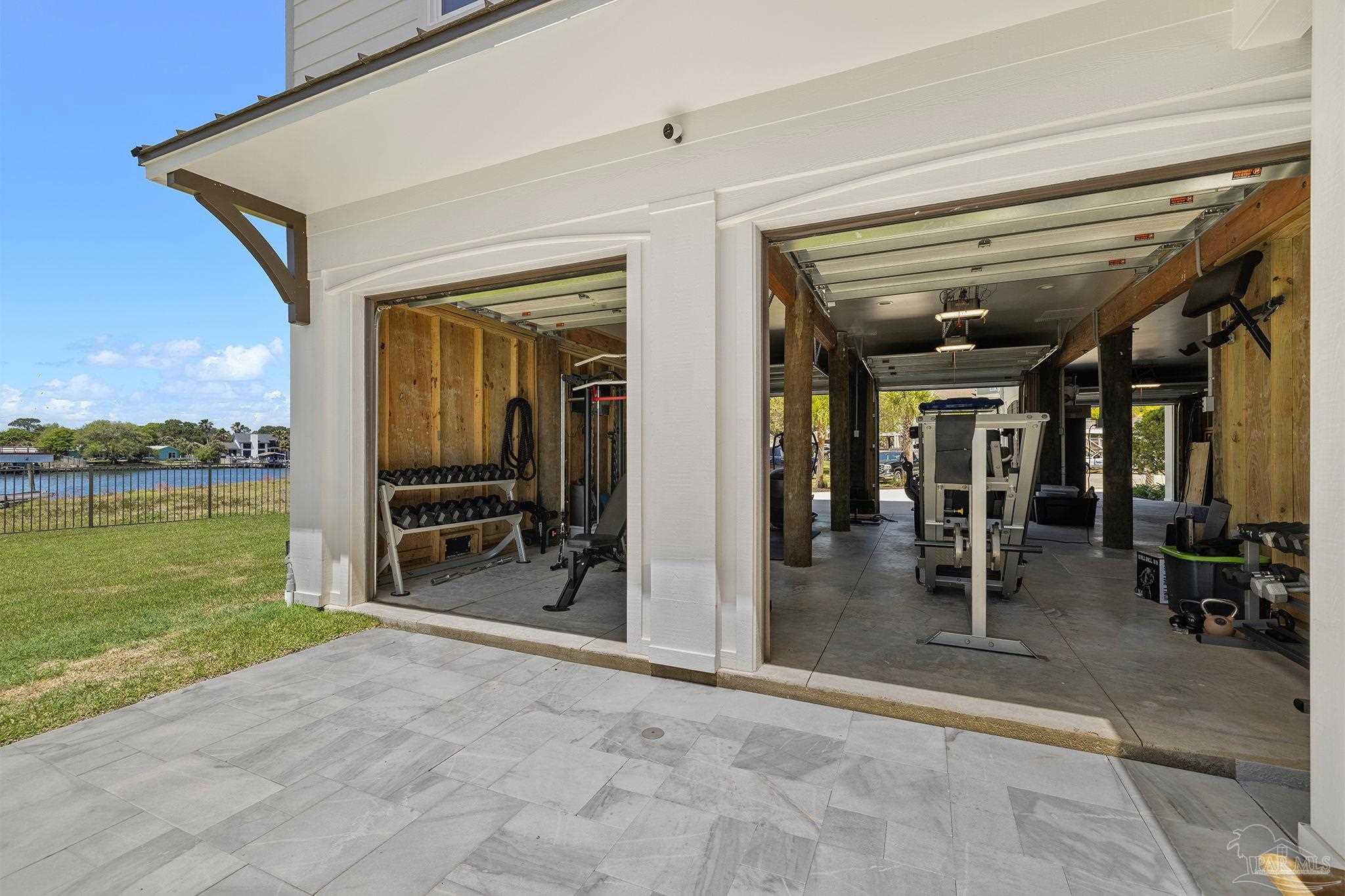 11704 Chanticleer Ct