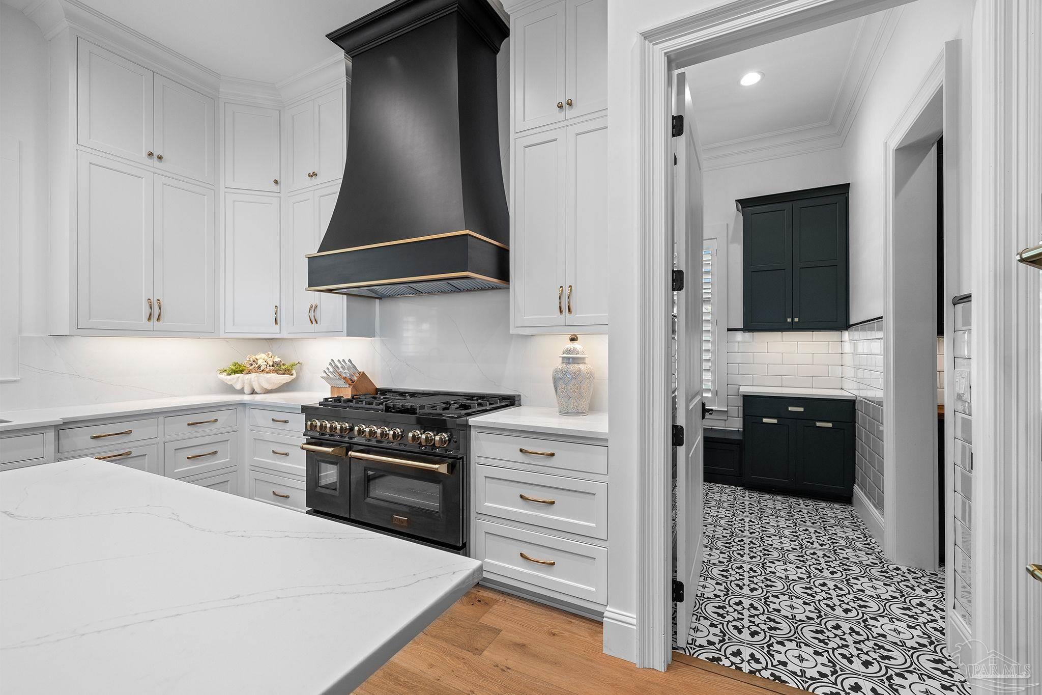 11704 Chanticleer Ct