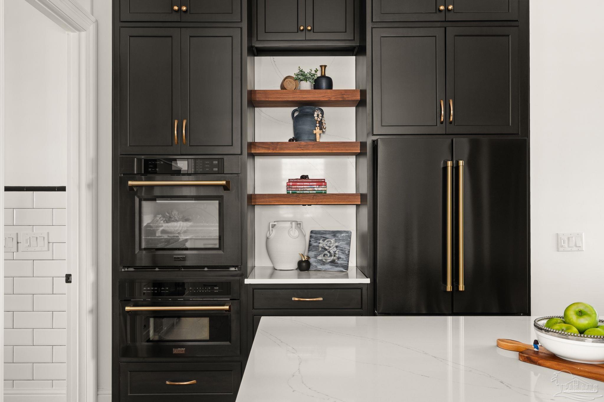 11704 Chanticleer Ct