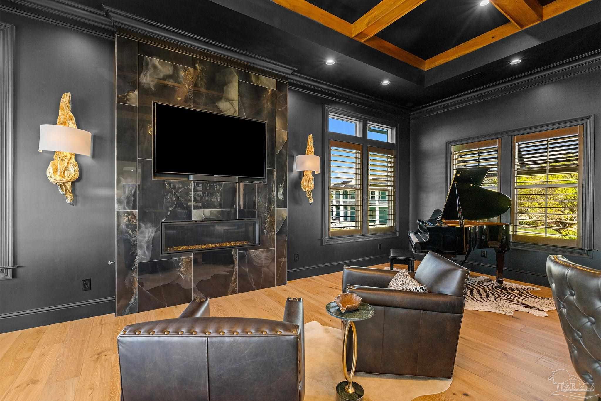 11704 Chanticleer Ct