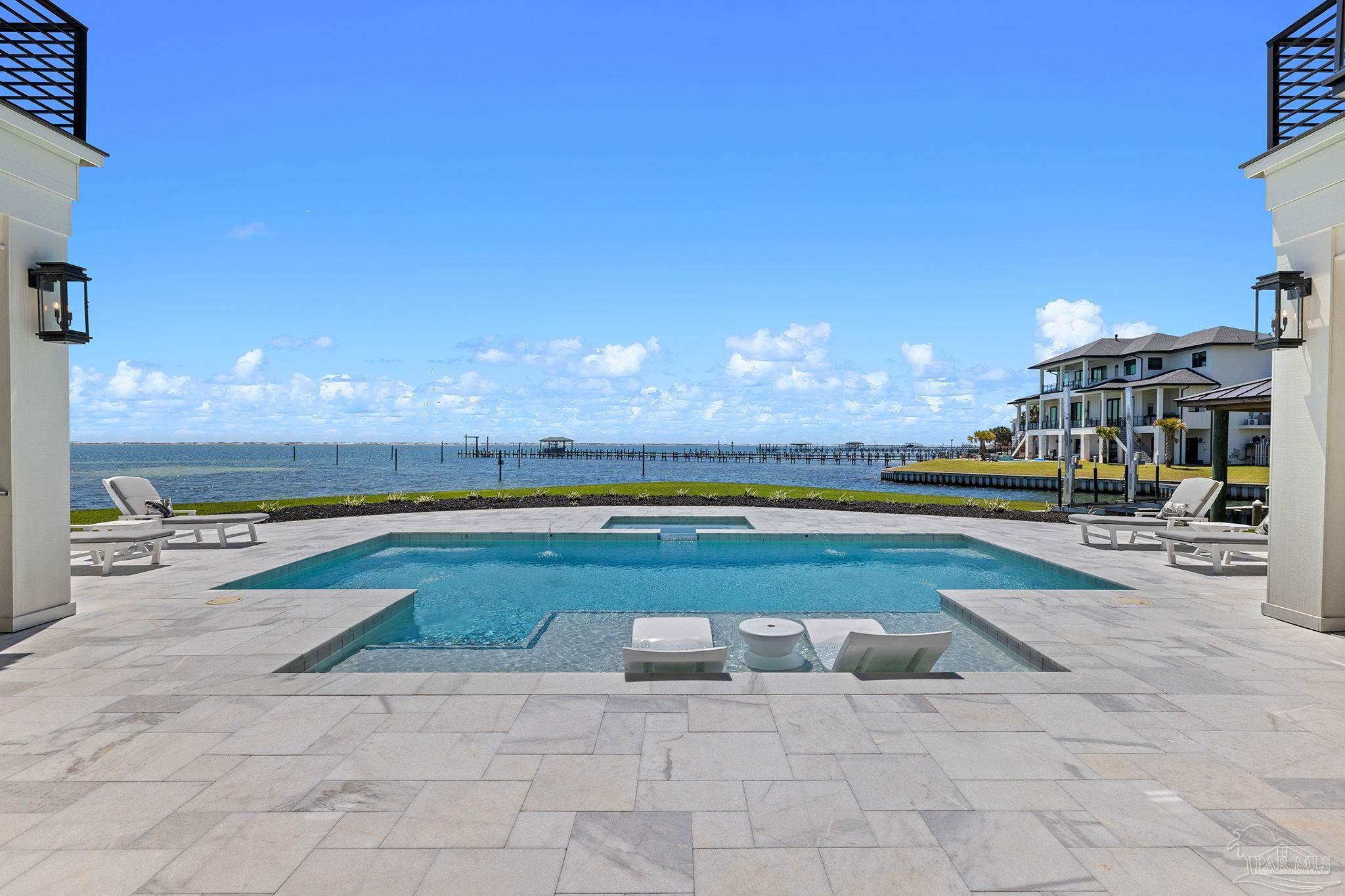 11704 Chanticleer Ct