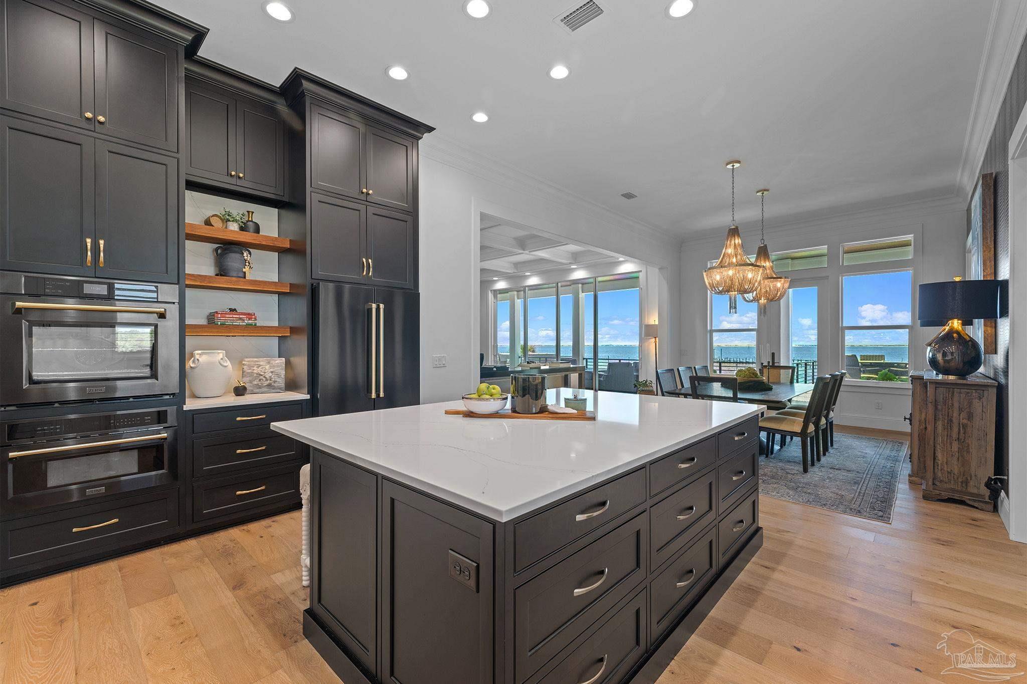 11704 Chanticleer Ct