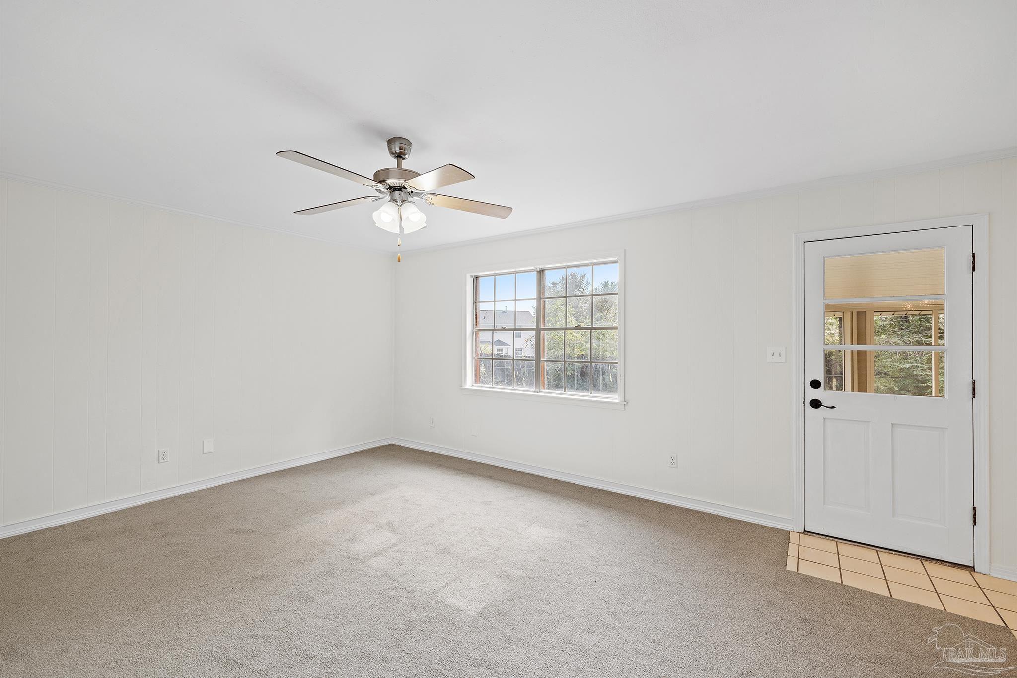 1245 Greenbrier Blvd