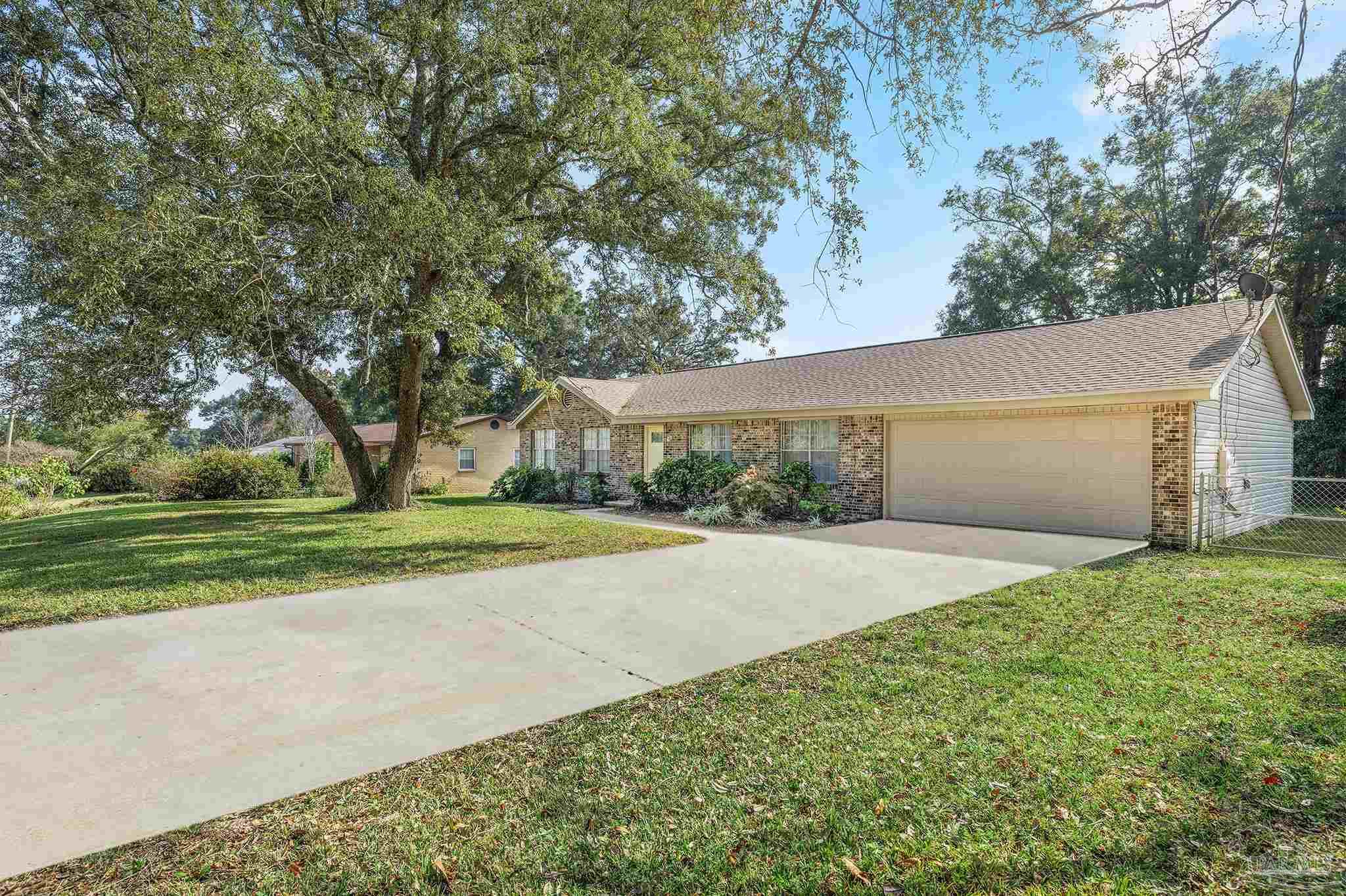 1245 Greenbrier Blvd