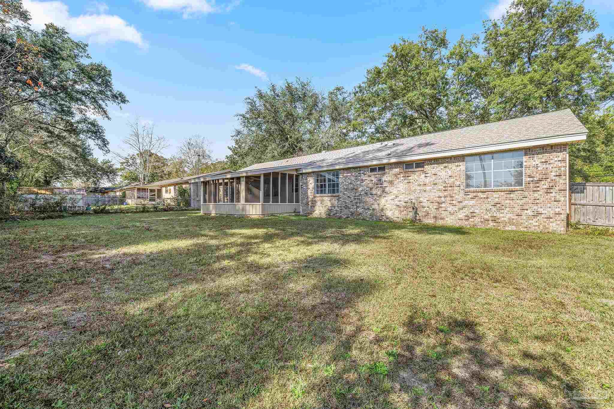1245 Greenbrier Blvd