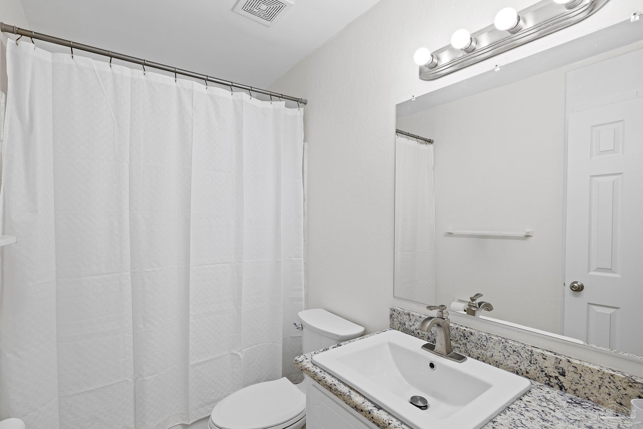 1245 Greenbrier Blvd