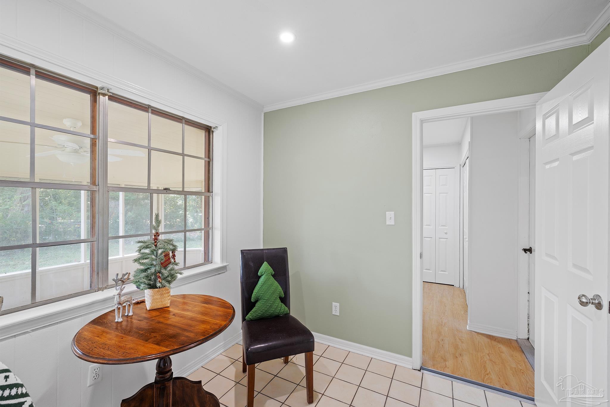 1245 Greenbrier Blvd