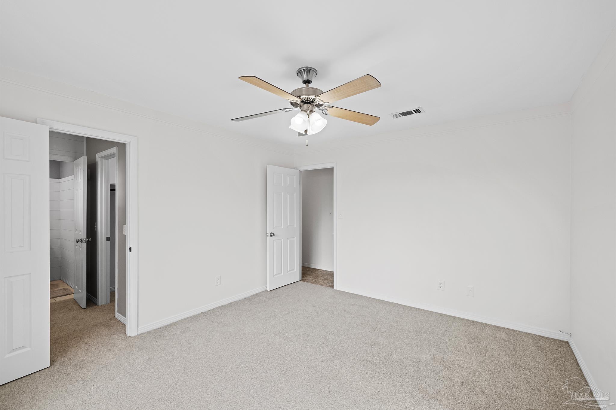 1245 Greenbrier Blvd