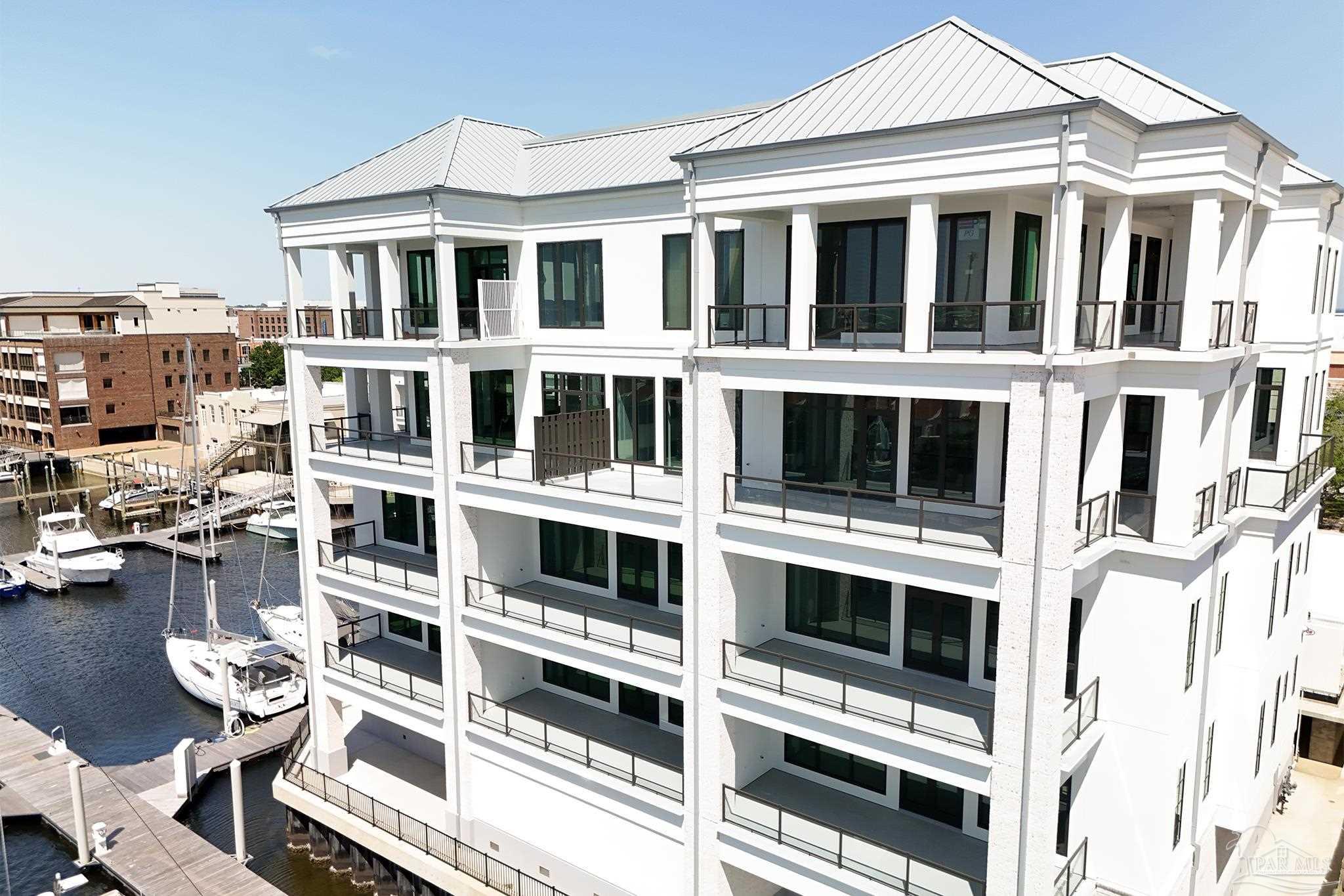801 S Palafox St # 202