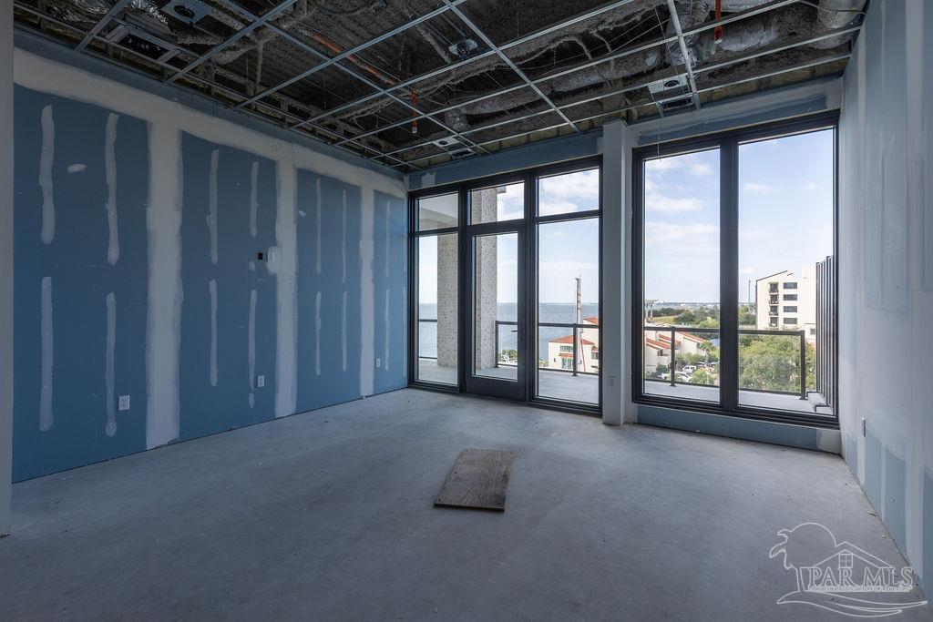 801 S Palafox St # 401