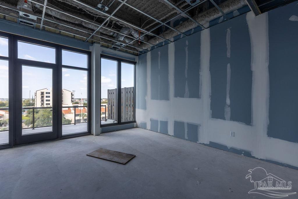 801 S Palafox St # 401