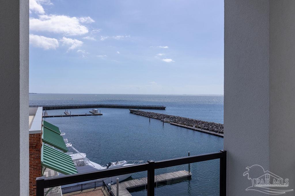 801 S Palafox St # 401