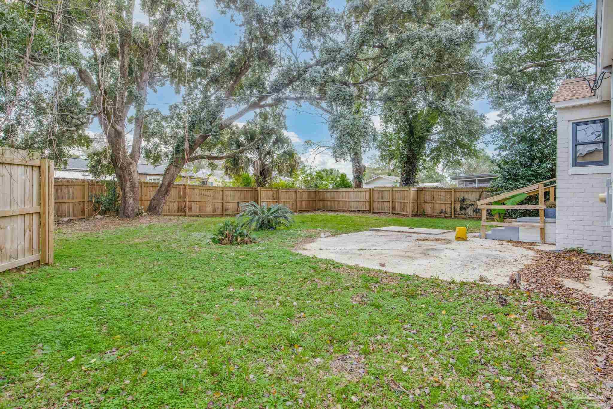 207 Bryant Rd
