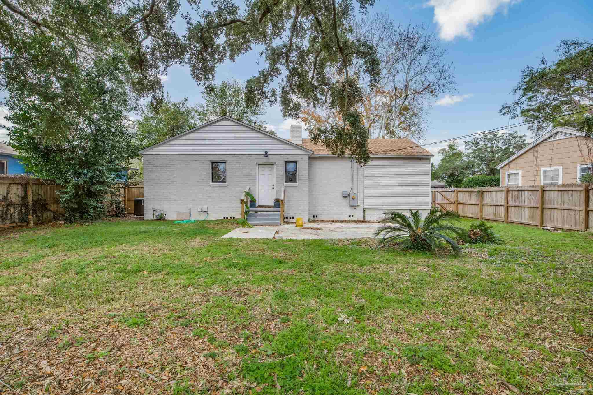207 Bryant Rd