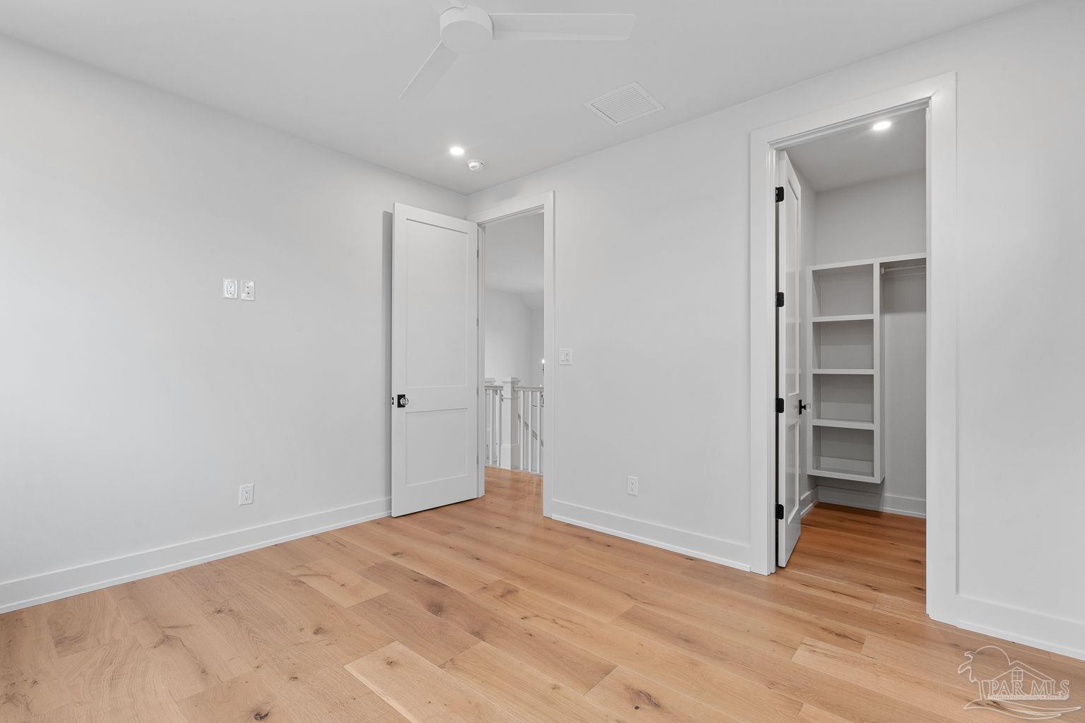 803 Bayshore Dr