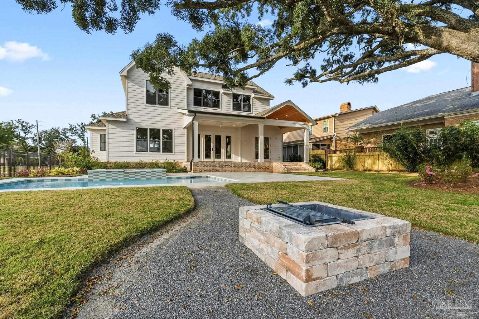 803 Bayshore Dr