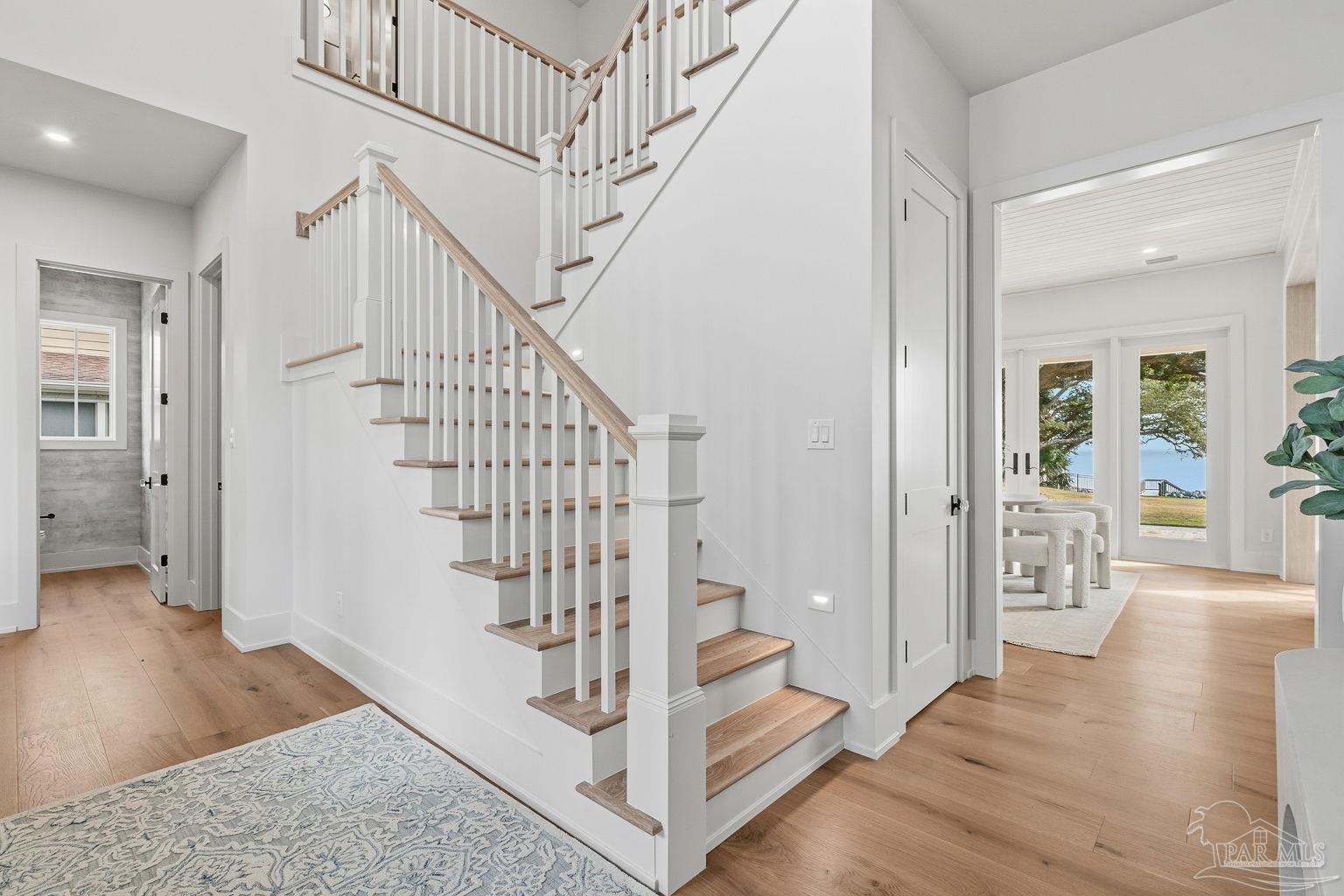 803 Bayshore Dr