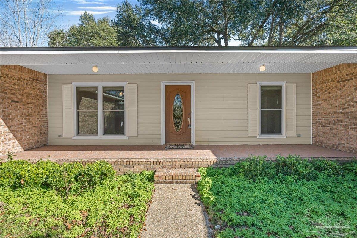 5704 Janet St