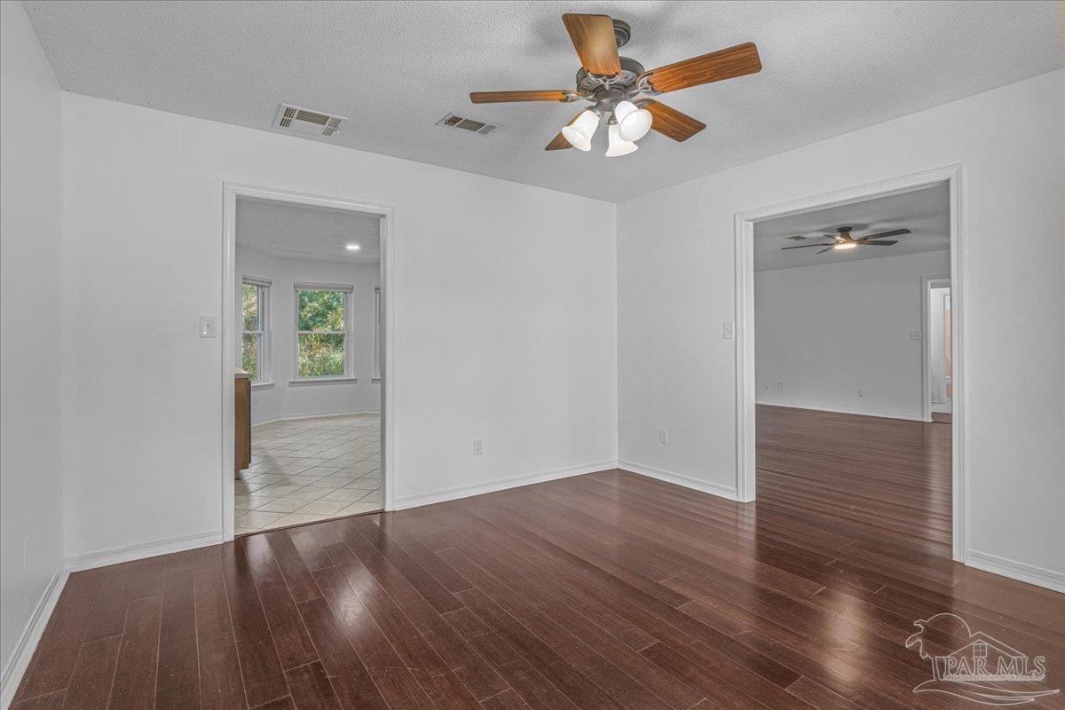 5704 Janet St