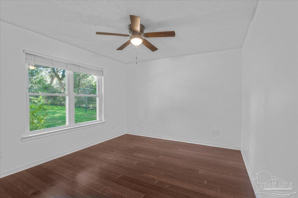 5704 Janet St