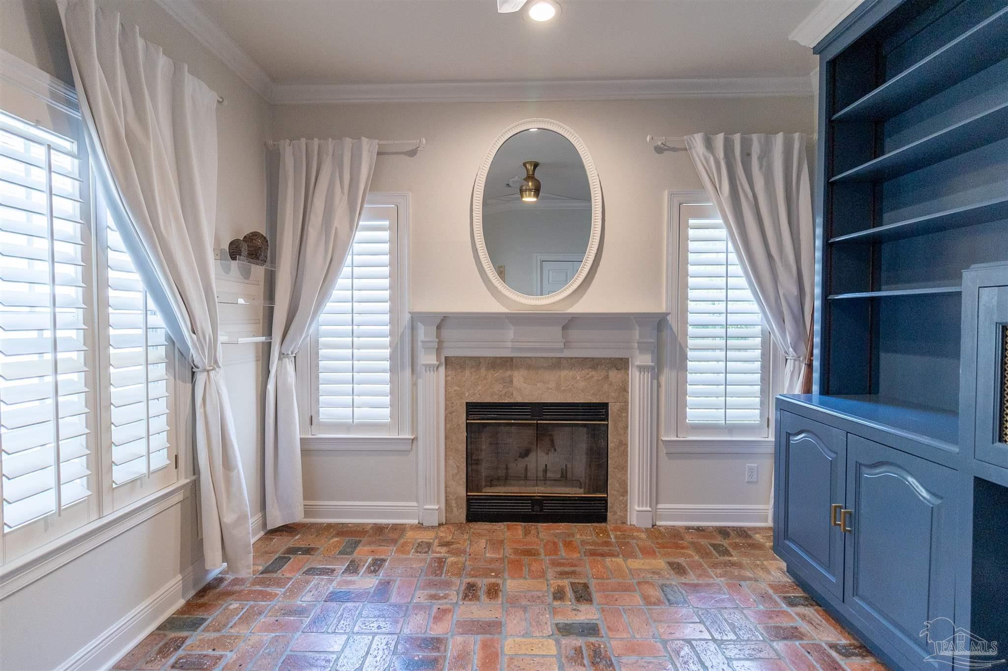 1137 Willowood Cir