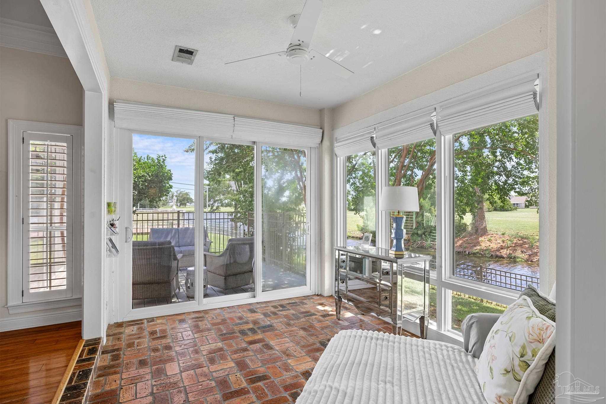 1137 Willowood Cir