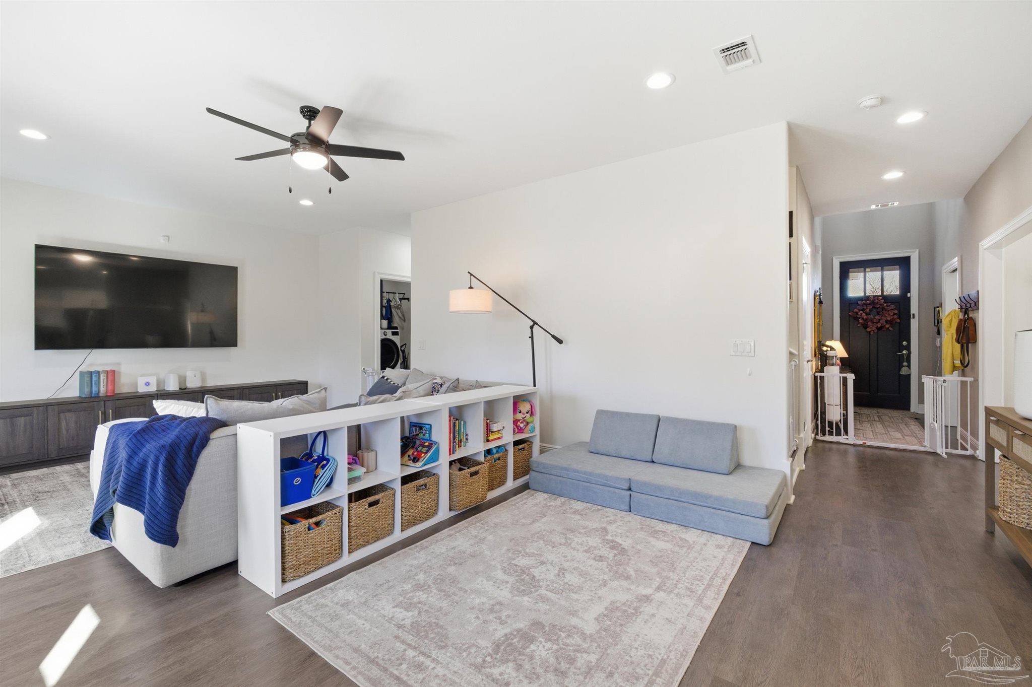 2279 Hadleigh Hills Ct