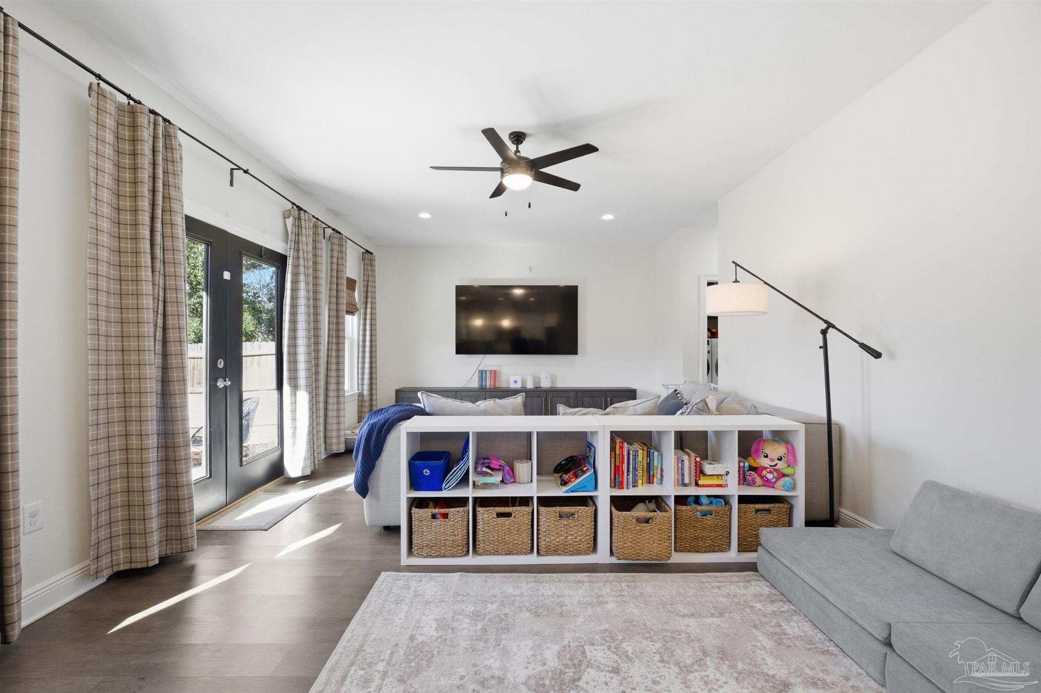 2279 Hadleigh Hills Ct