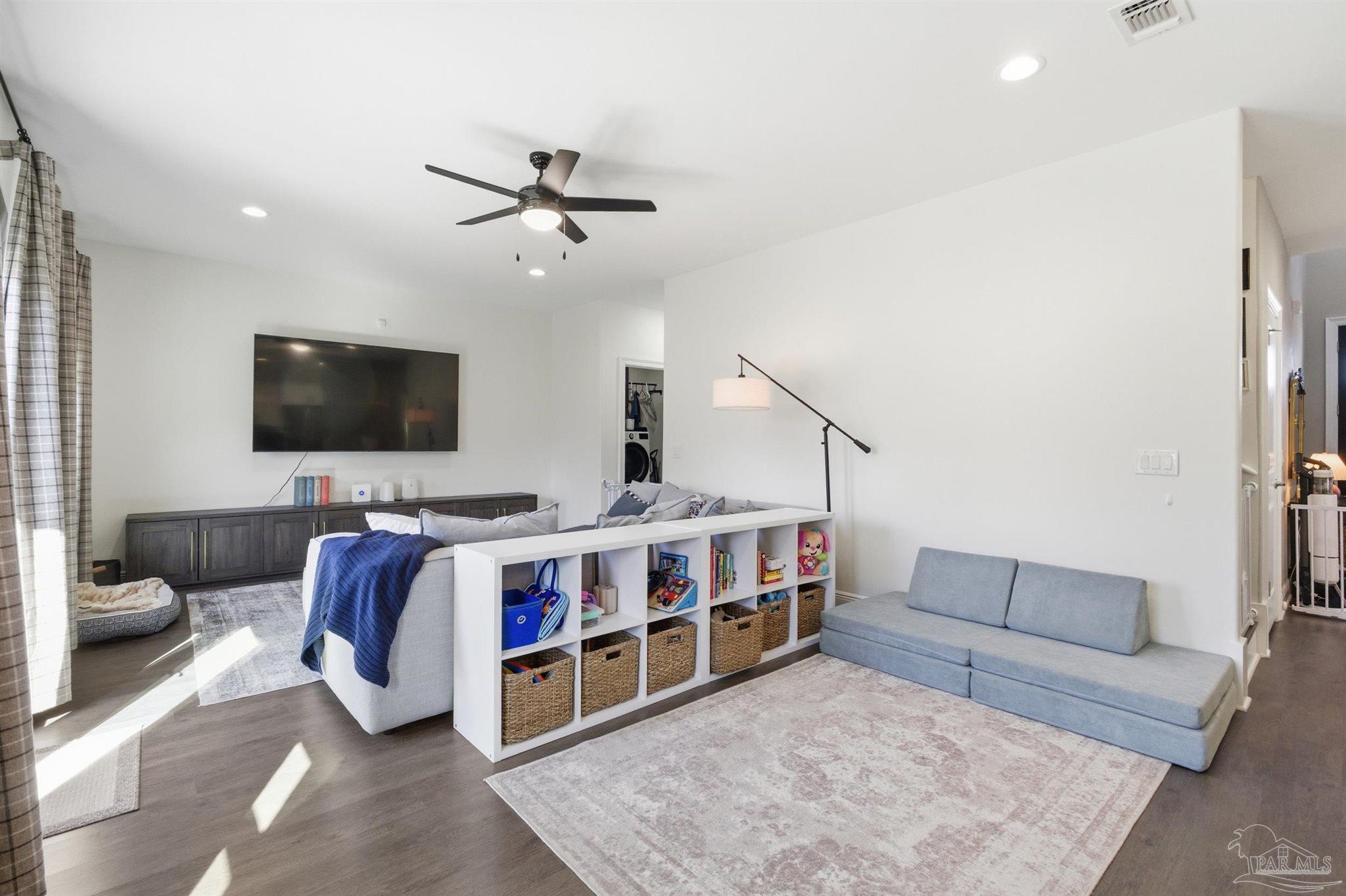 2279 Hadleigh Hills Ct