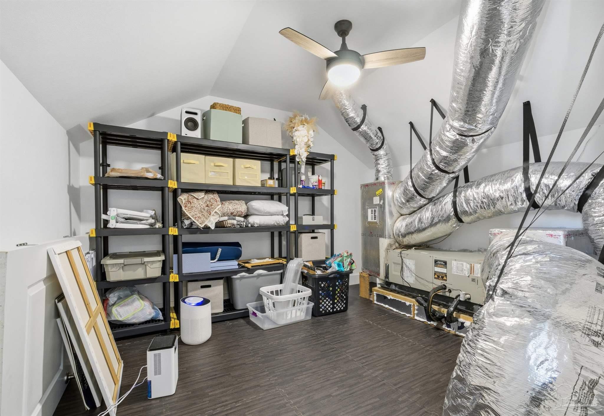 2279 Hadleigh Hills Ct