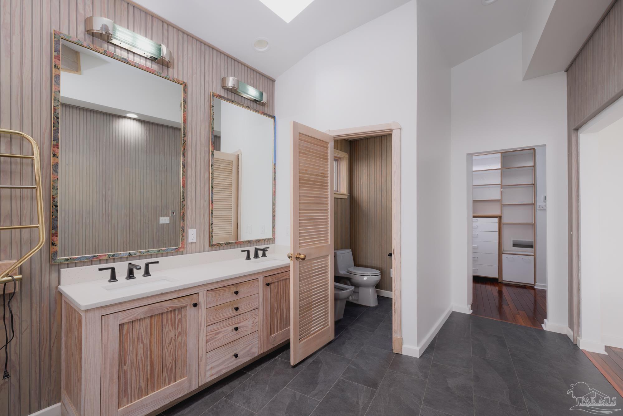 92 Highpoint Dr