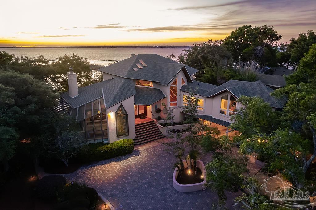 92 Highpoint Dr