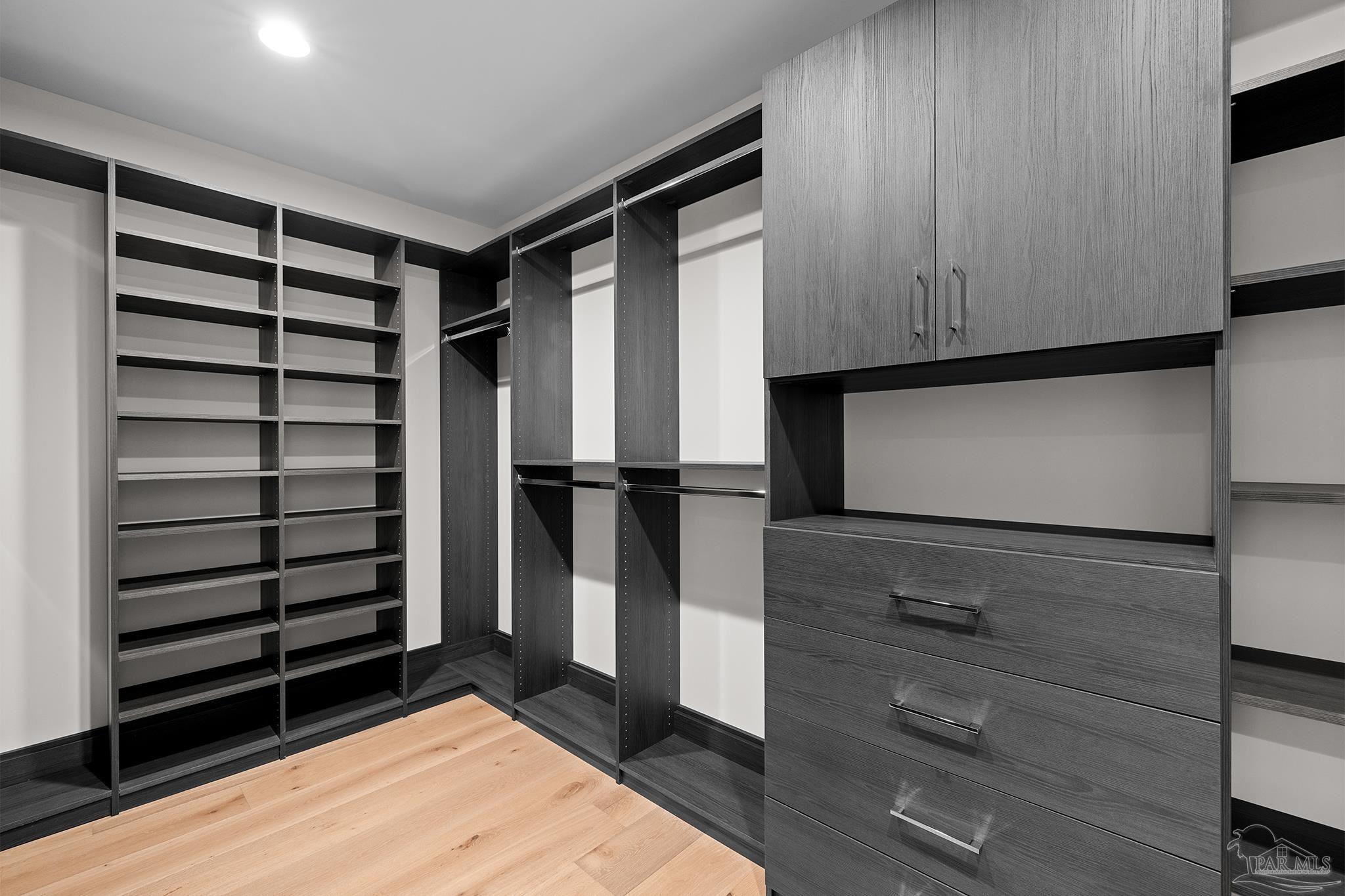 800 S Palafox St # 201