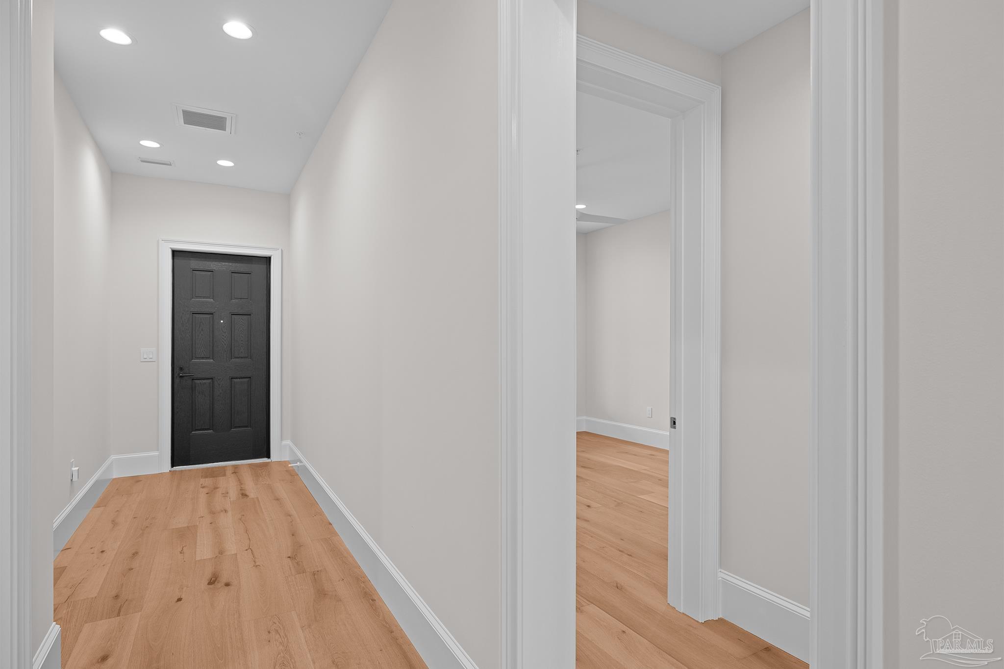 800 S Palafox St # 201