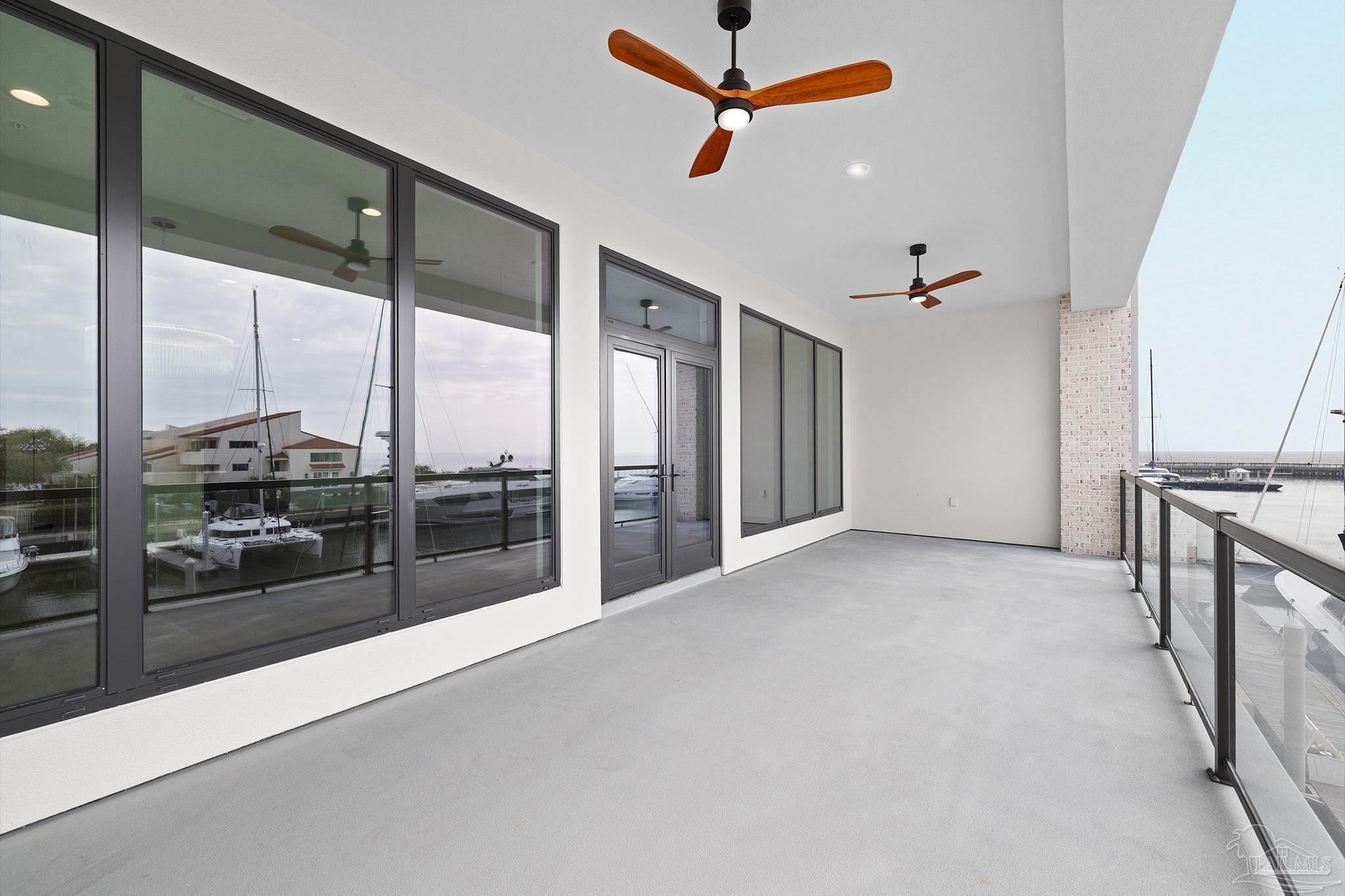 800 S Palafox St # 201