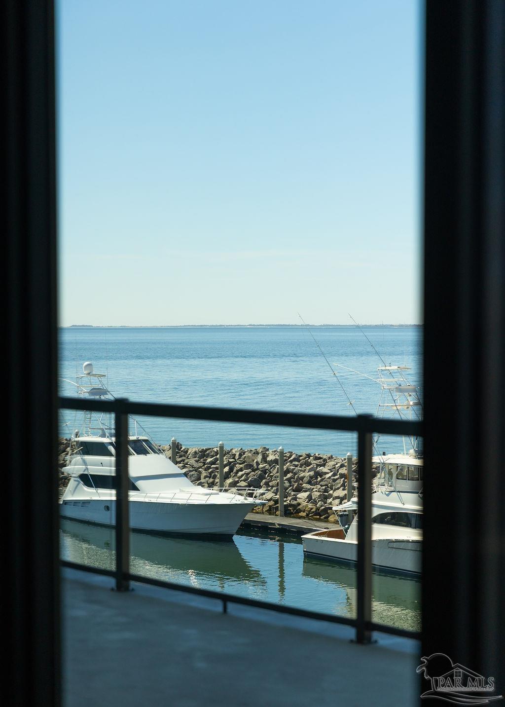 800 S Palafox St # 301