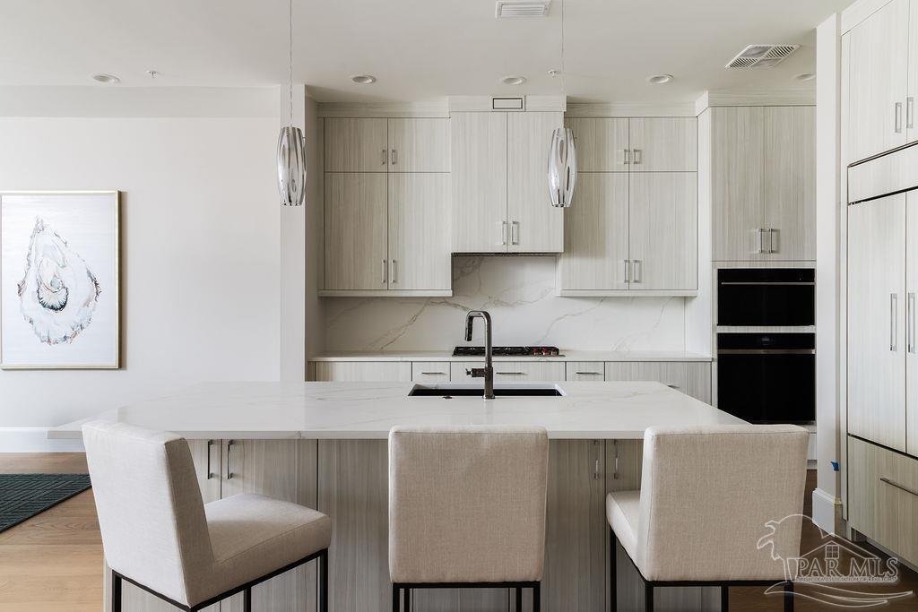 800 S Palafox St # 301